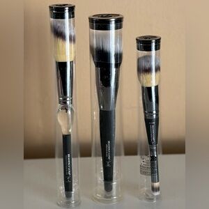 IT COSMETICS HEAVENLY LUXE 3 NEW BRUSHES SOFT BRISTLES AIRBRUSH PERFECTION